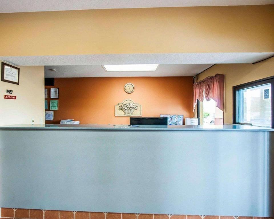 Econo Lodge Inn & Suites I-20, Exit 73 توسكالوسا المظهر الخارجي الصورة