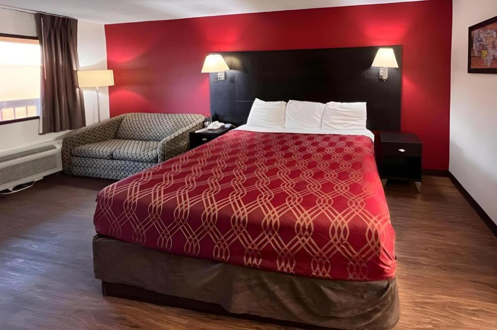 Econo Lodge Inn & Suites I-20, Exit 73 توسكالوسا المظهر الخارجي الصورة
