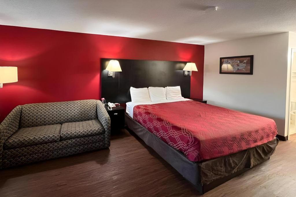 Econo Lodge Inn & Suites I-20, Exit 73 توسكالوسا المظهر الخارجي الصورة