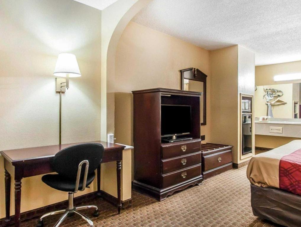 Econo Lodge Inn & Suites I-20, Exit 73 توسكالوسا المظهر الخارجي الصورة