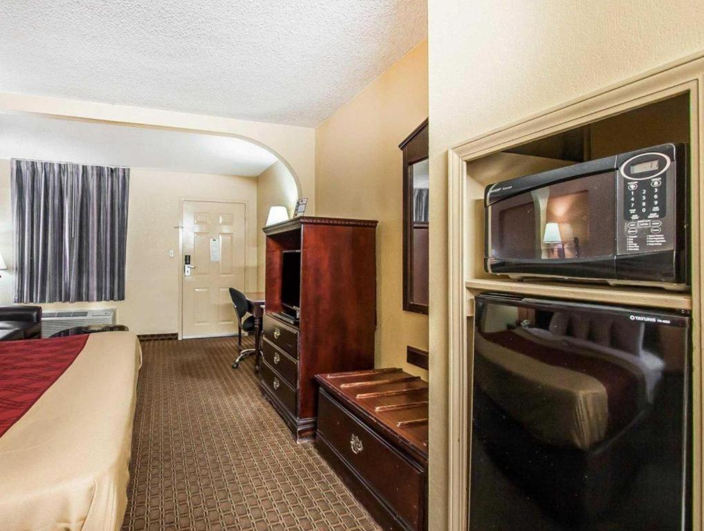 Econo Lodge Inn & Suites I-20, Exit 73 توسكالوسا المظهر الخارجي الصورة