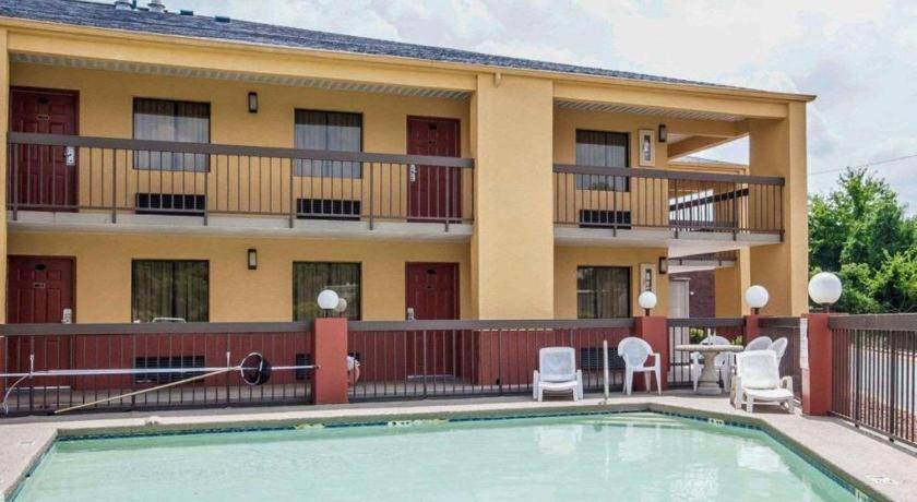 Econo Lodge Inn & Suites I-20, Exit 73 توسكالوسا المظهر الخارجي الصورة